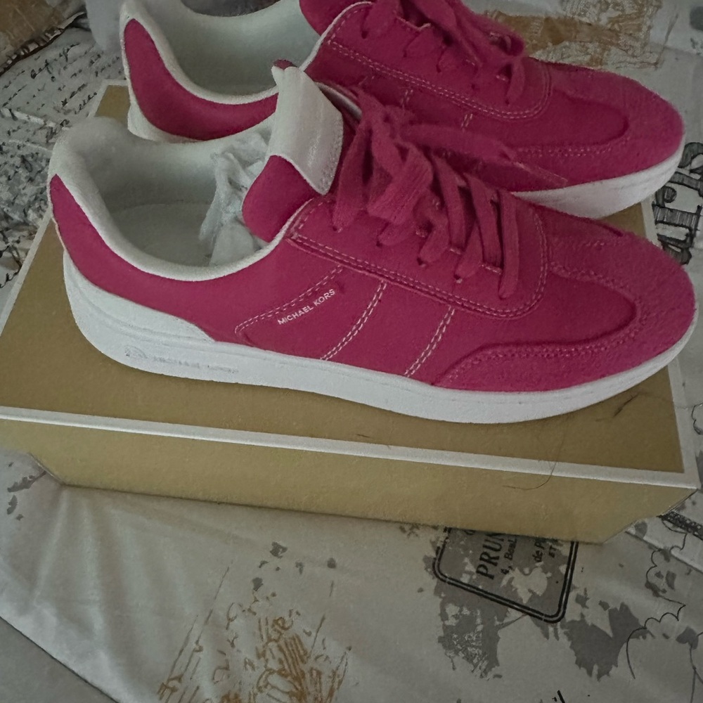 Michael Kors Fuchsia Sneakers for Women